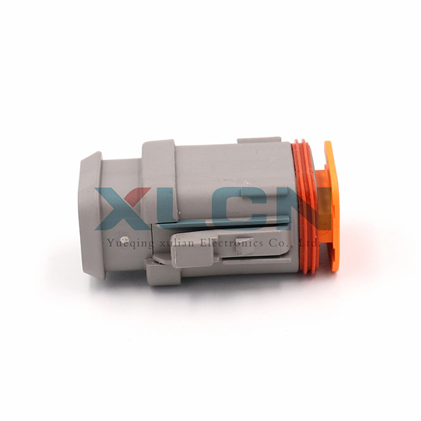 DT06-8S-E008