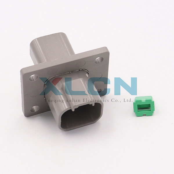 DT04-4P-L012