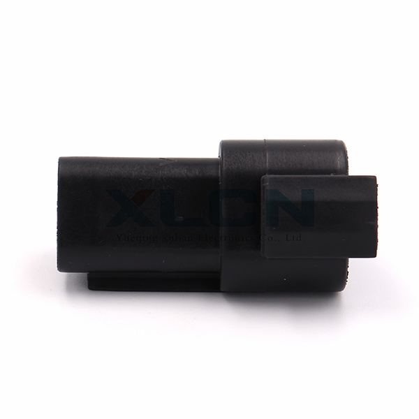 DT04-3P-E004