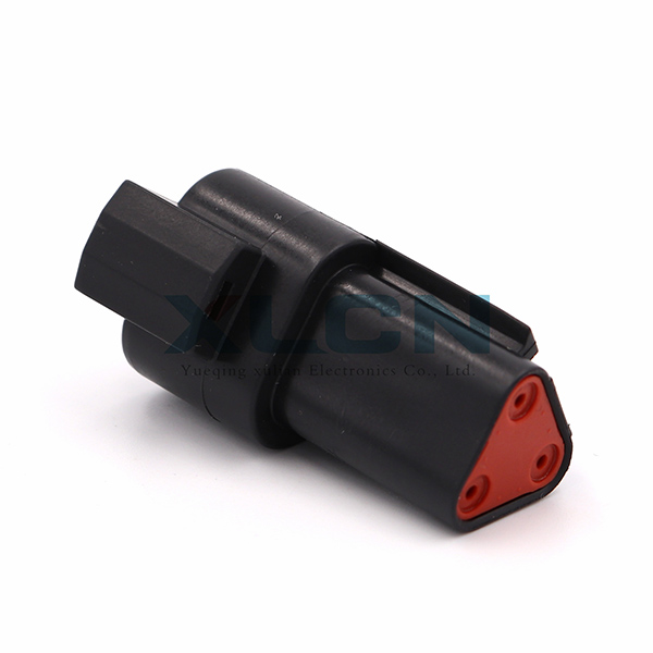 DT04-3P-E004