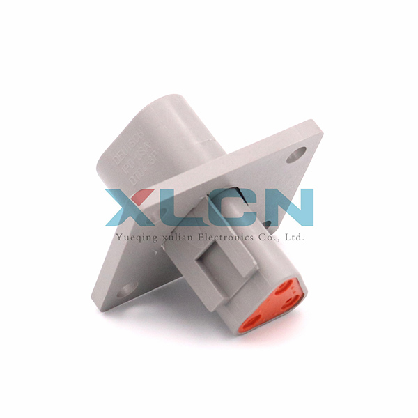  DT04-3P-L012