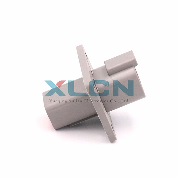 DT04-4P-L012