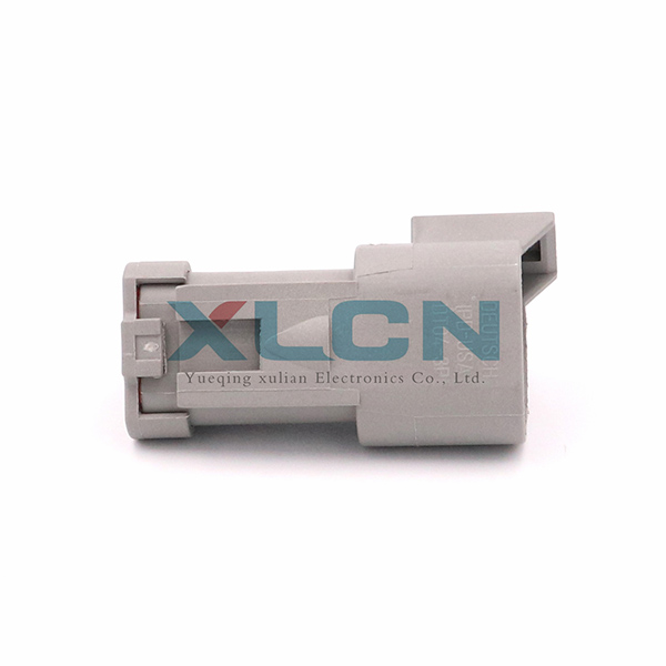 DT04-3P-E003