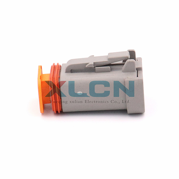 DT06-4S-E003