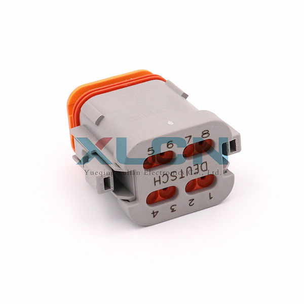DT06-8S-E003