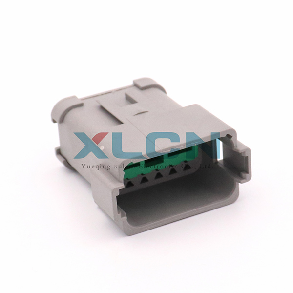 DT04-12P-E003