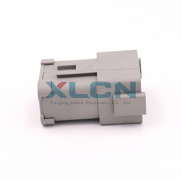 DT04-12P-E003