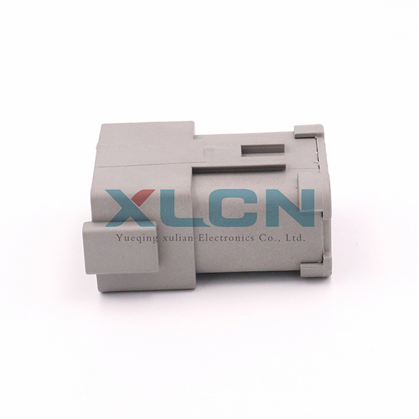DT04-12P-E003