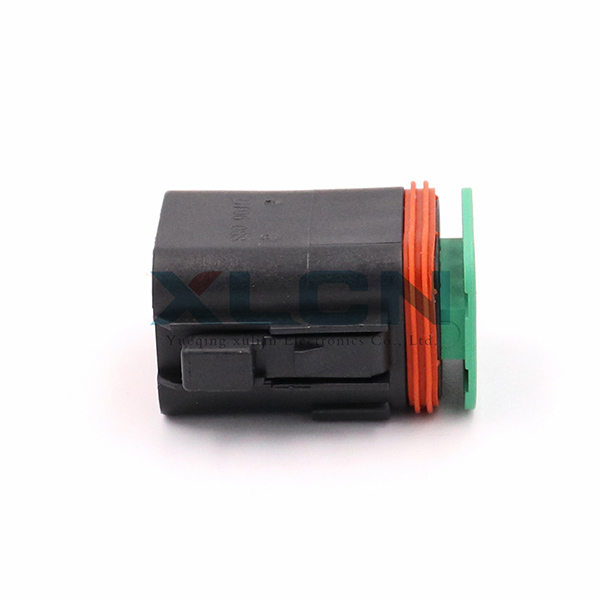 DT06-8S-E004