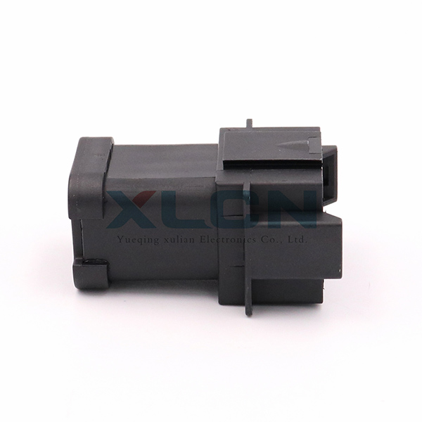 DT04-8P-E005