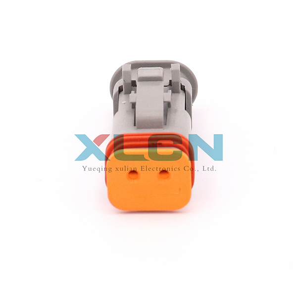DT06-2S-E008