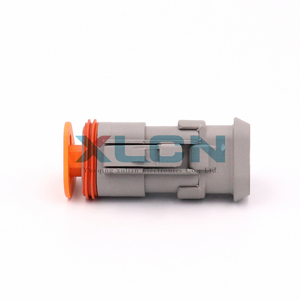 DT06-3S-E008