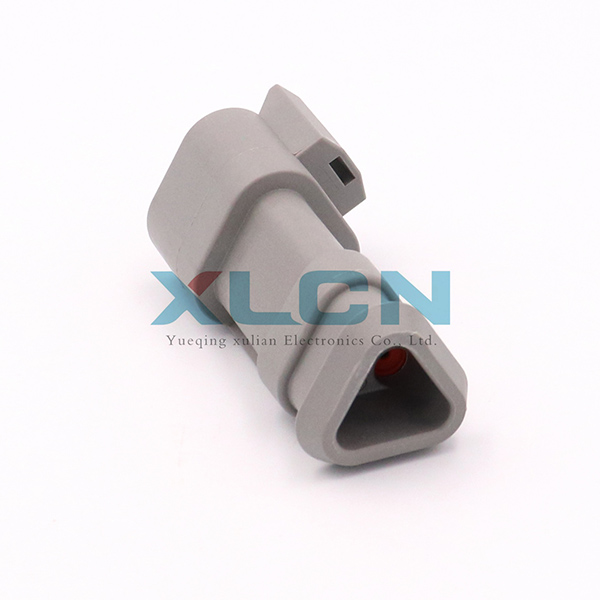 DT04-3P-E008