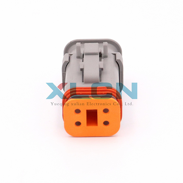 DT06-4S-E008 