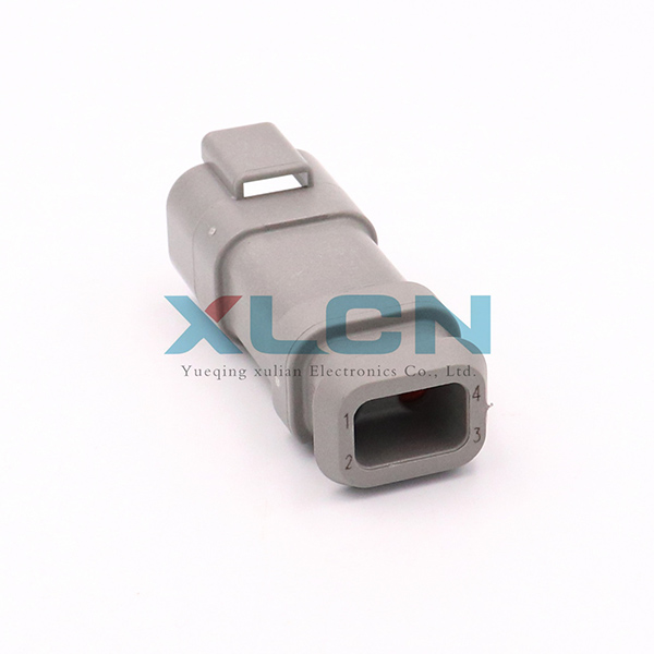 DT04-4P-E008