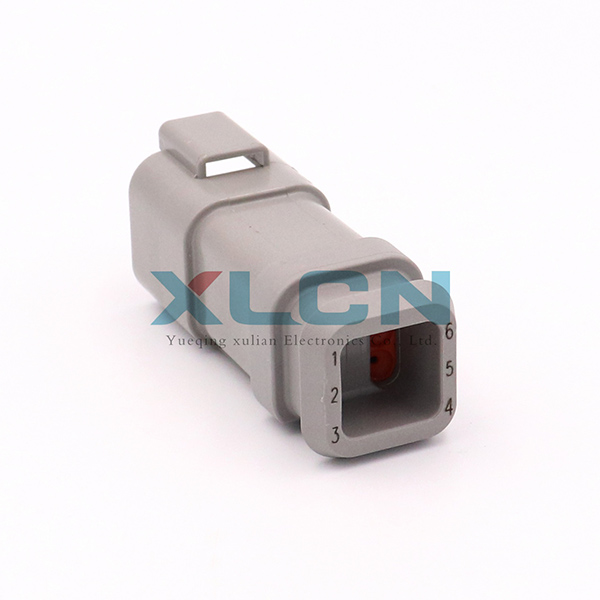 DT04-6P-E008