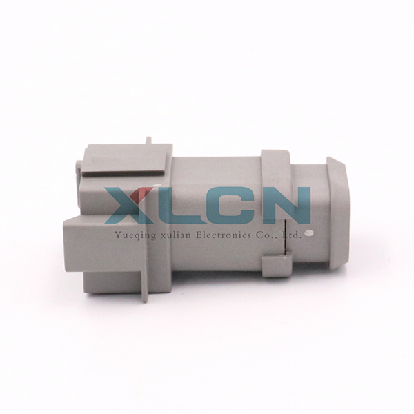 DT04-8P-E008