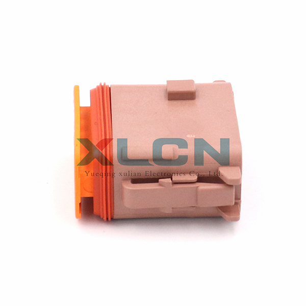 DT06-12SD-C017