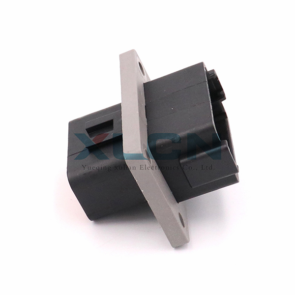 DT04-12PB-L012