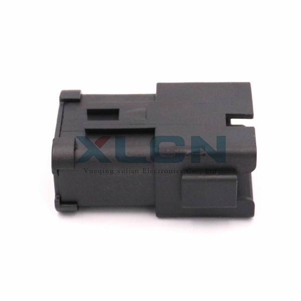 DT04-12PB-BE02