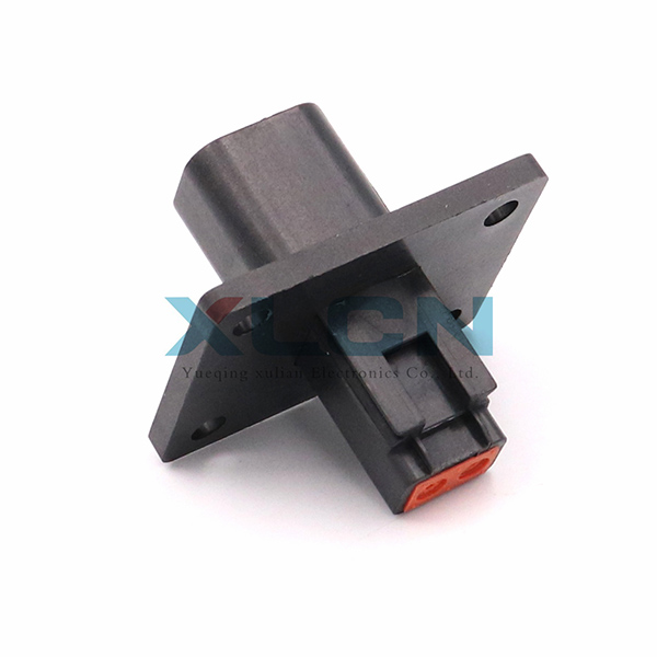DT04-2PB-L012