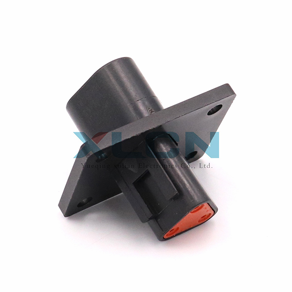 DT04-3PB-L012