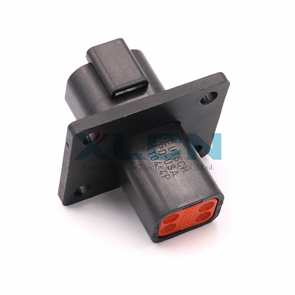 DT04-4PB-L012