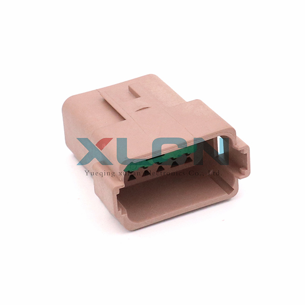 DT04-12PC