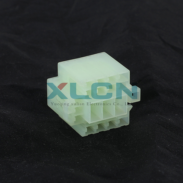 MG610837