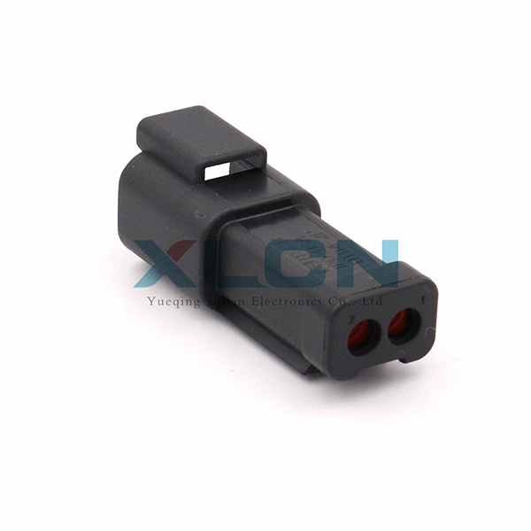 DT04-2P-E005