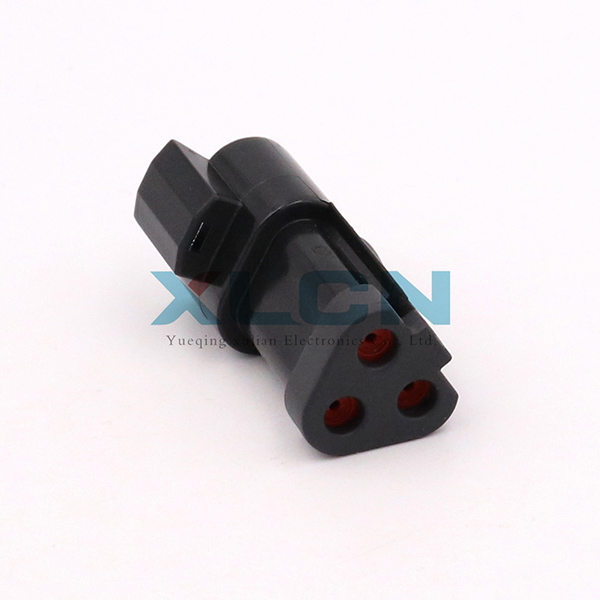 DT04-3P-E005