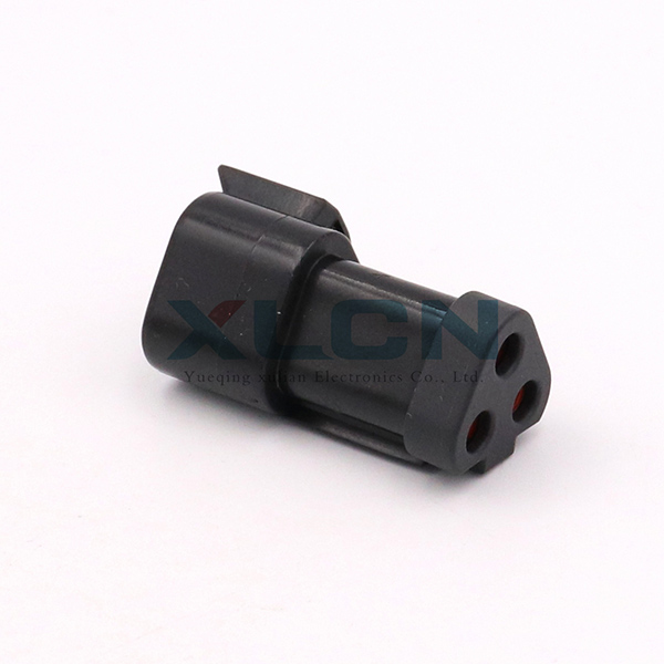 DT04-3P-E005